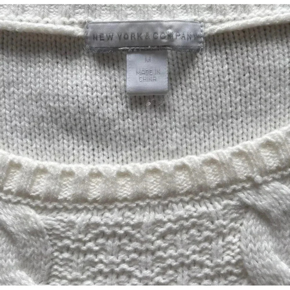 New York & Company Cold Shoulder Ivory Knit Sweater Women’s Medium - Picture 7 of 12